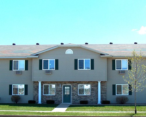 1041 - 1051 Imperial Circle Eau Claire