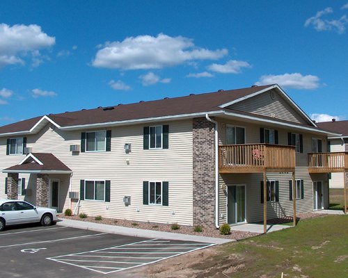 755  Van Es Parkway Eau Claire