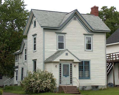 1208 State Street Eau Claire