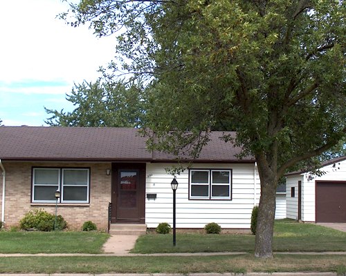 620 West MacArthur Eau Claire