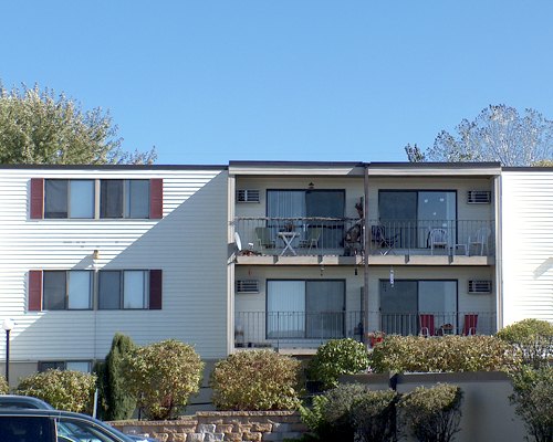 2214 Peters Drive Eau Claire