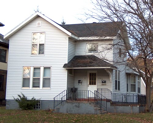 1019 1/2 Barstow Street Eau Claire