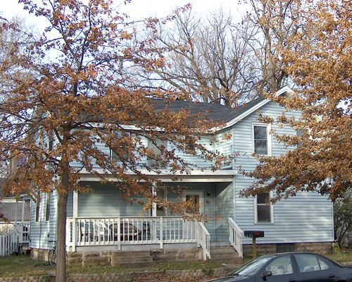 124 1/2 Broadway Street Eau Claire