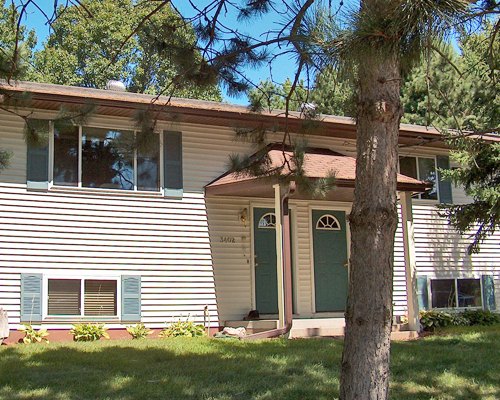 3402 Oak Knoll Drive Eau Claire