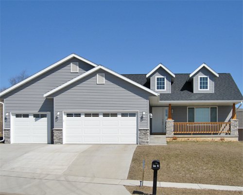 4222 Echo Valley Drive Eau Claire