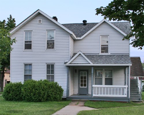 833 Main Street Eau Claire