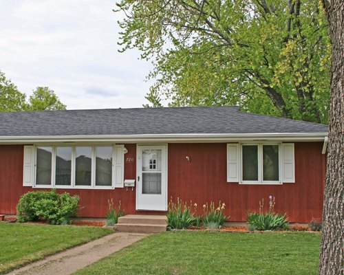 720 West MacArthur Eau Claire