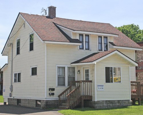 425 1/2 Washington Street Eau Claire