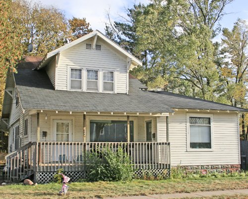 605 Gray Street Eau Claire