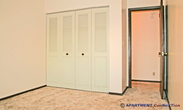 Bedroom 2 (Closet View)