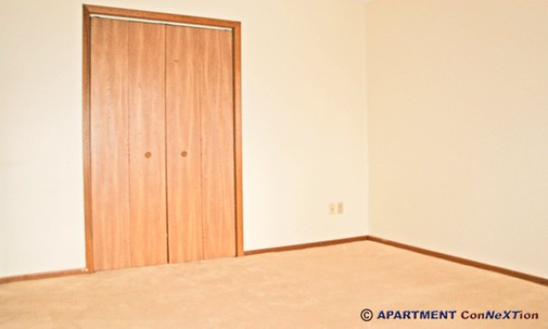 Master Bedroom (Closet View)