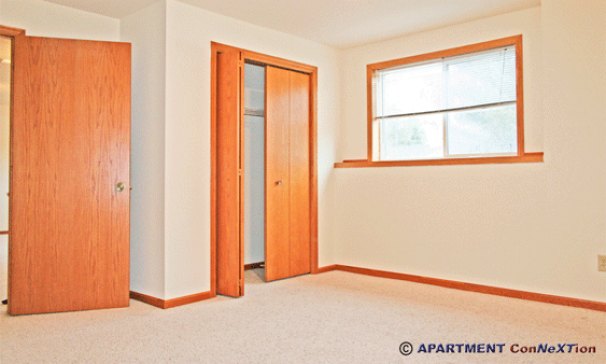 Bedroom 3 Closet