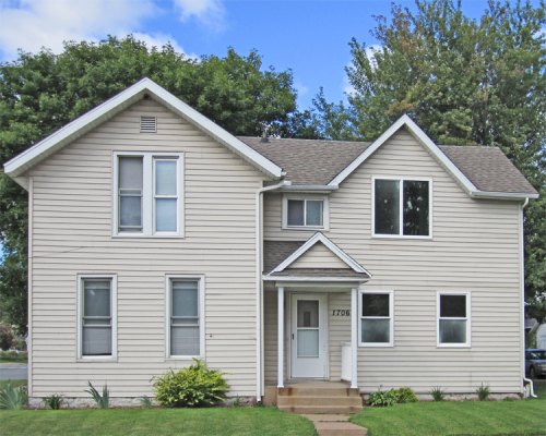 1706 Bellinger St Eau Claire