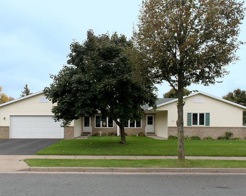 811 - 813 Kari Drive Eau Claire