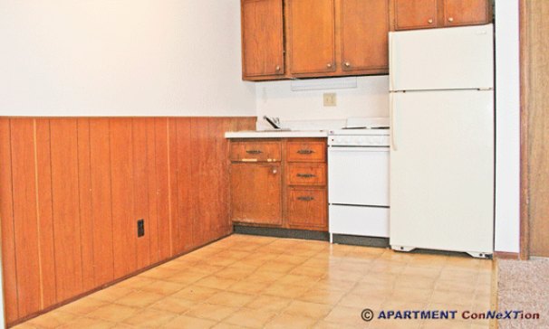 Kitchen & Dining Area