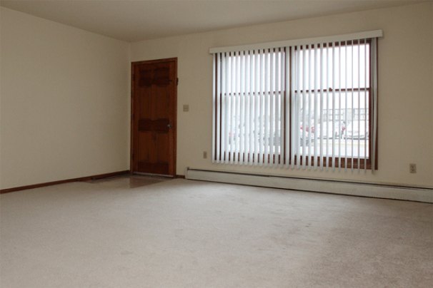 Living / Sleeping Room