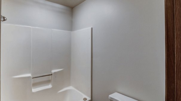 Bathroom Tub / Toilet Compartment