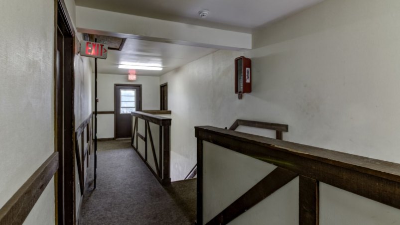 Entry Hallway Common Areas