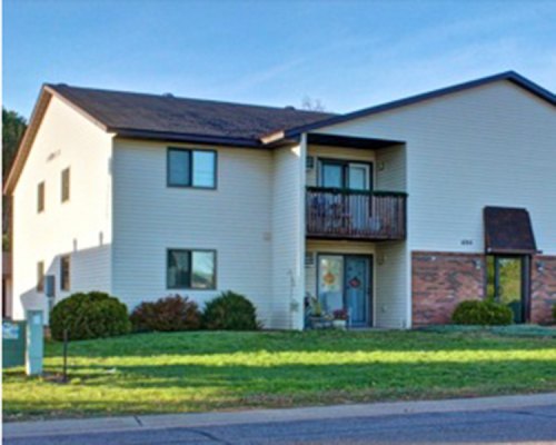 694 Dutchman Drive #5 Chippewa Falls